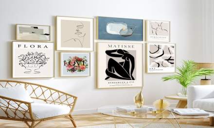 Minimalist Yet Striking: The Art of Choosing the Perfect Wall Fixture